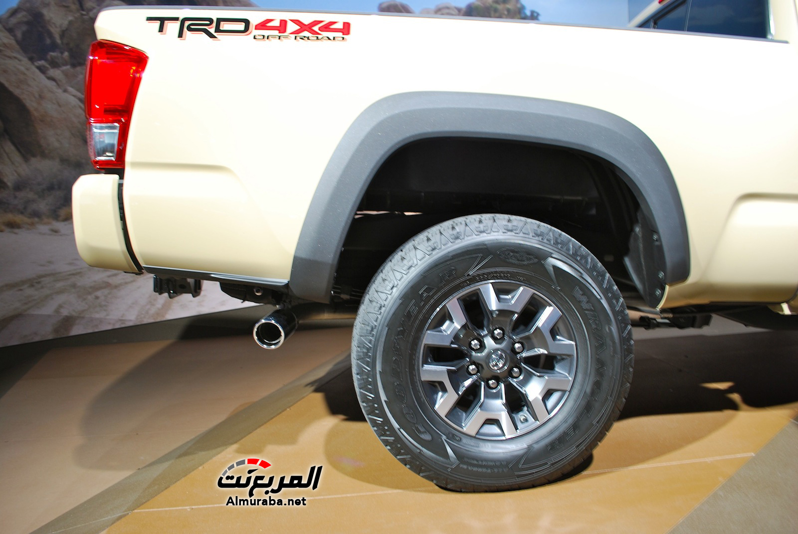 Toyota_Tacoma_Live07