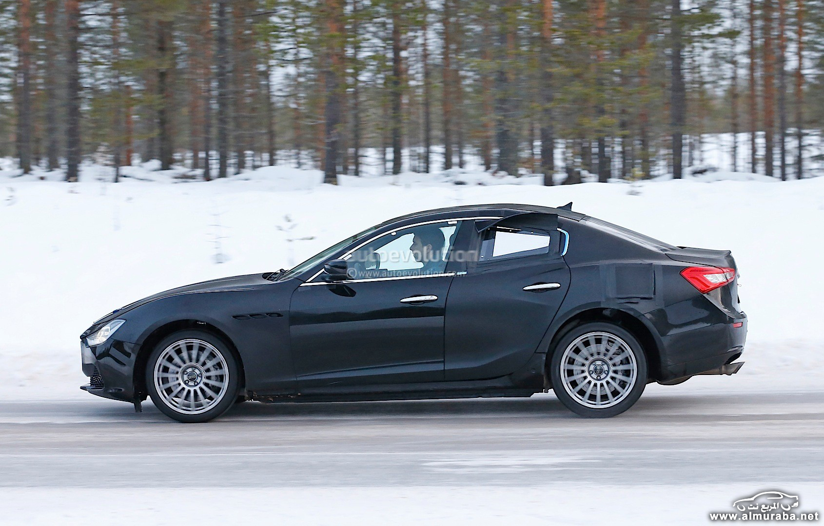 alfa-romeo-tipo-952-spied-winter-testing-its-a-giulia-sedan-test-mule-photo-gallery_5