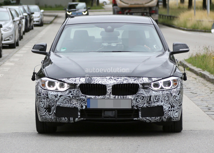 "بالصور" بي ام دبليو الفئة الثالثة 2015 تحصل على تحسينات في واجهتها BMW 3 4