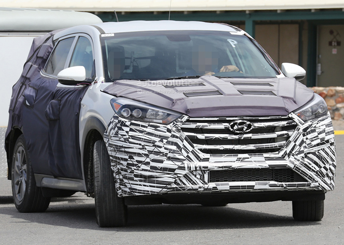 “بالصور” هيونداي توسان 2016 تظهر خلال إختبارها لأول مرة Hyundai Tucson