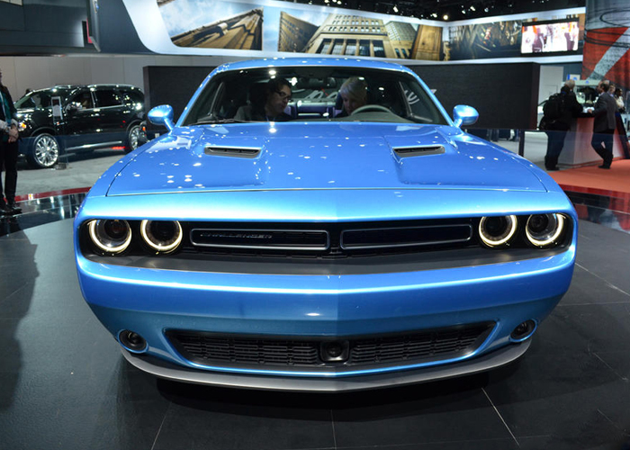 تسريب اسعار دودج تشالنجر 2015 الجديدة والتي تأتي بقوة 707 حصان Dodge Challenger