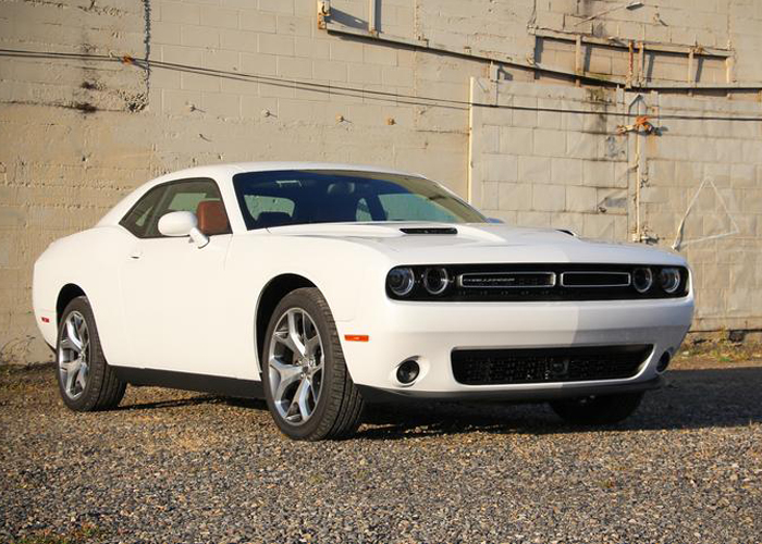 دودج تشالنجر 2015 الجديدة V-6 “صور ومواصفات” Dodge challenger