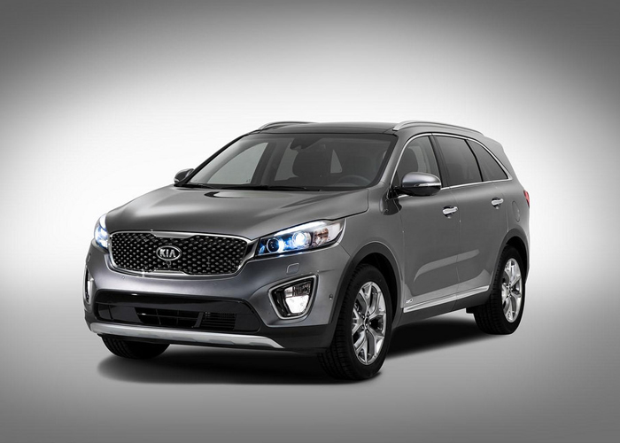 “بالصور” كيا سورينتو 2015 الجديدة كلياً تكشف الستار عن نفسها Kia Sorento