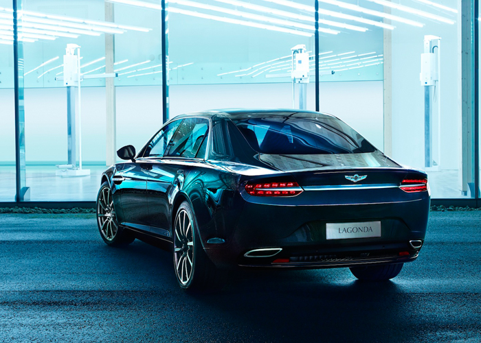 استون مارتن لاجوندا الجديدة تطلق اول صور رسمية لمقصورتها الداخلية Aston Martin Lagonda 10