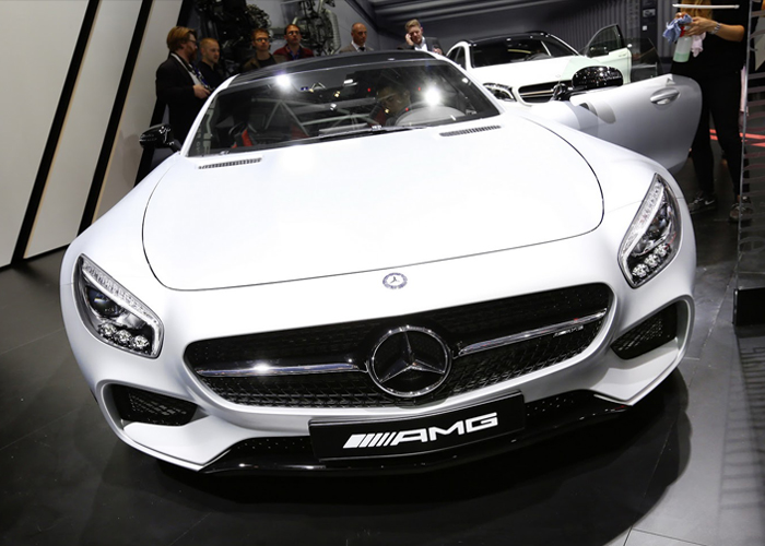 مرسيدس 2015 تكشف عن سياراتها الجديدة "صور ومواصفات وفيديو" Mercedes-AMG 7