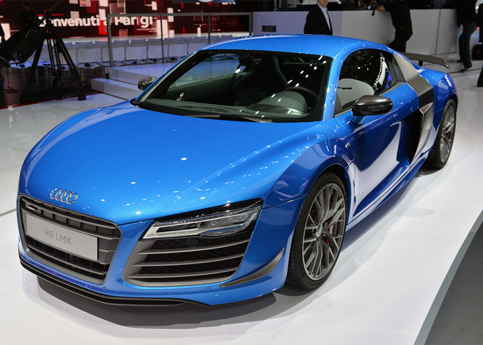 اودي ار ايت 2015 ال ام اكس بالتطويرات الجديدة تكشف نفسها “صور ومواصفات” Audi R8