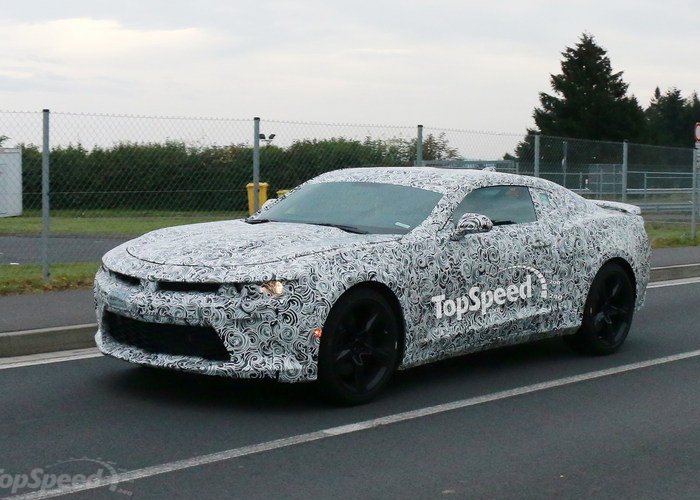 "صور وفيديو" تجسسي جديد لسيارة شيفرولية كامارو 2016 وتفاصيل أكثر Chevrolet Camaro 3