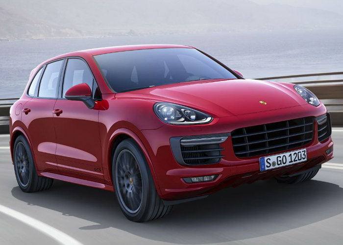 بورش كايين 2015 وبورش كايين GTS 2015 يحصلون على تحديثات منتصف العمر Porsche Cayenne