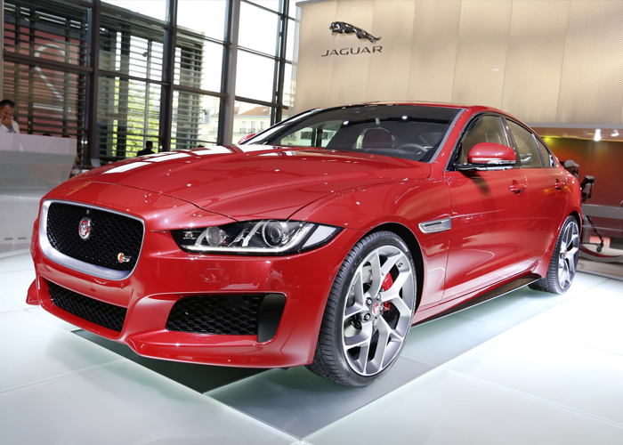 جاكوار XE 2015 الجديدة كلياً "تقرير فيديو وصور واسعار ومواصفات" Jaguar XE 6