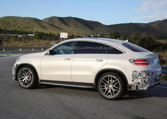 “صور تجسسية” واضحة تلتقط تفاصيل مرسيدس GLE 63 AMG الجديدة القادمة