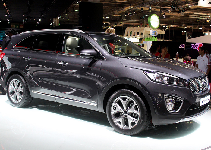 كيا سورينتو 2015 الجديدة "تقرير وفيديو ومواصفات واسعار وصور" Kia Sorento 1