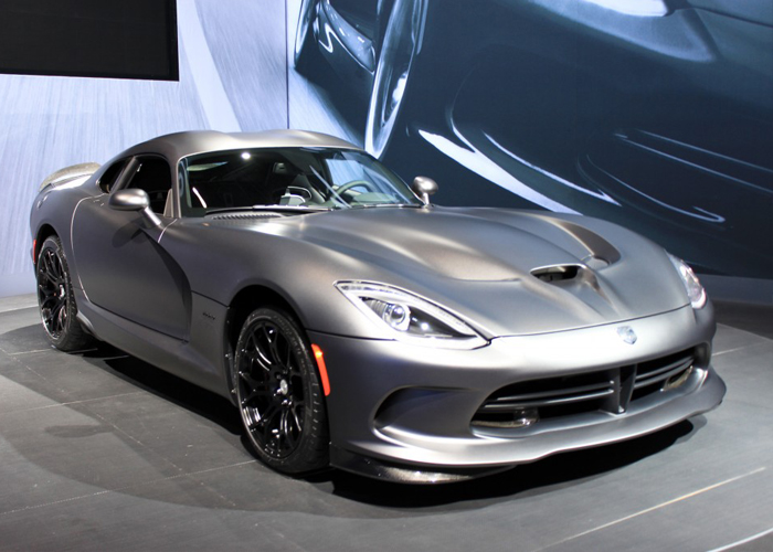 اس ار تي فايبر 2015 في طبعة خاصة بمعرض نيويورك صور ومواصفات SRT Viper