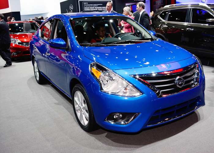 نيسان فيرسا 2015 تظهر اخيراً بشكلها الجديد صور ومواصفات Nissan Versa