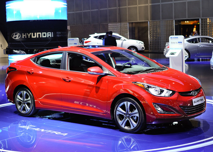 هيونداي النترا 2015 بالتطويرات الجديدة صور ومواصفات واسعار Hyundai Elantra 8