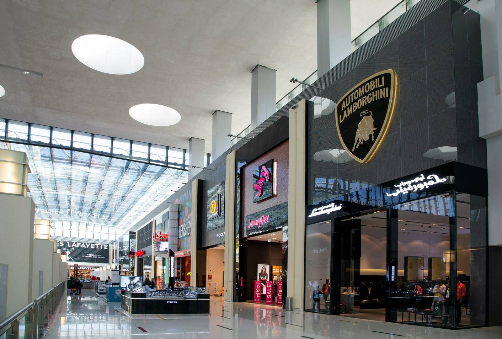 شركة لامبورجيني الايطالية تكشف عن lamborghini-dubai-mall-1.jpg